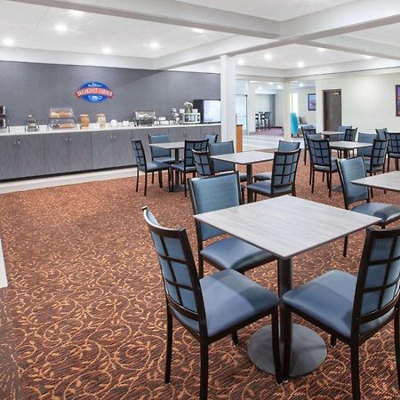 Baymont By Wyndham Grand Rapids Near Downtown Hotel Уайоминг Екстериор снимка